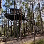 Tretopphytter Pa Grensen - Elghytta Med Robat Og Gjeddefiske Alpehytte Halden